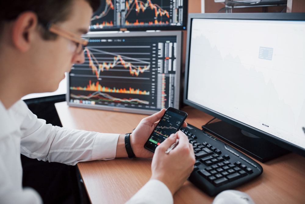 Tarif Pajak atas Transaksi dan Dividen Saham